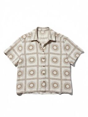 Jane & Delancey Sunburst Print Button-Front Top – Medium